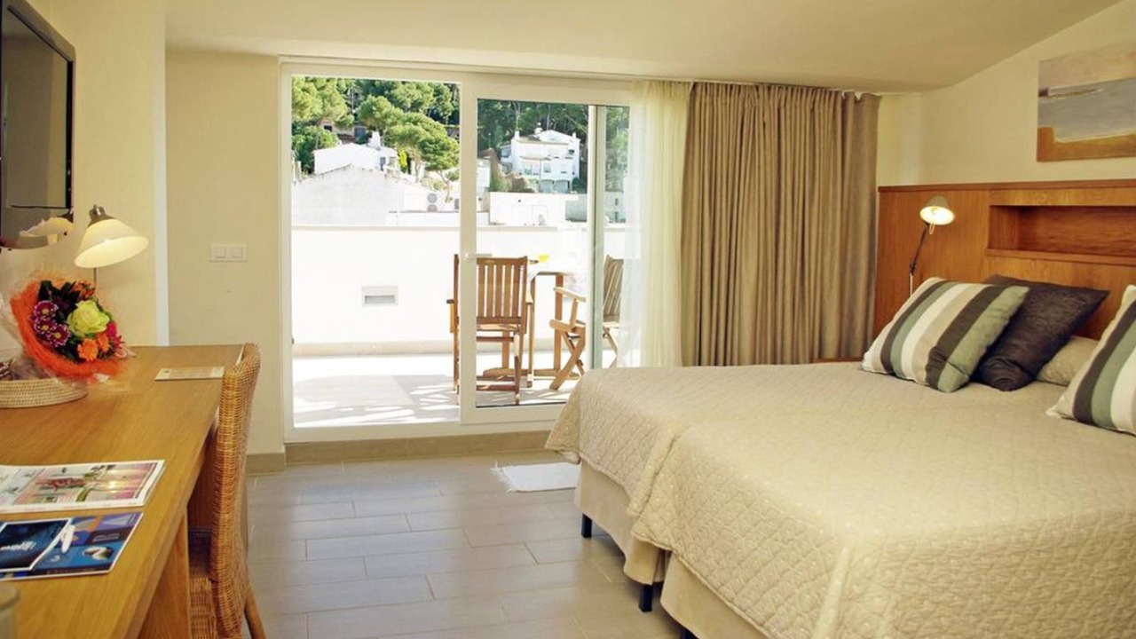 Photo of Bedroom in Llafranc
