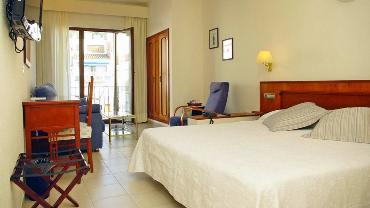 Photo of Bedroom in Llafranc
