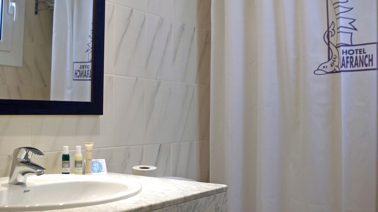 Photo of Bathroom in Llafranc