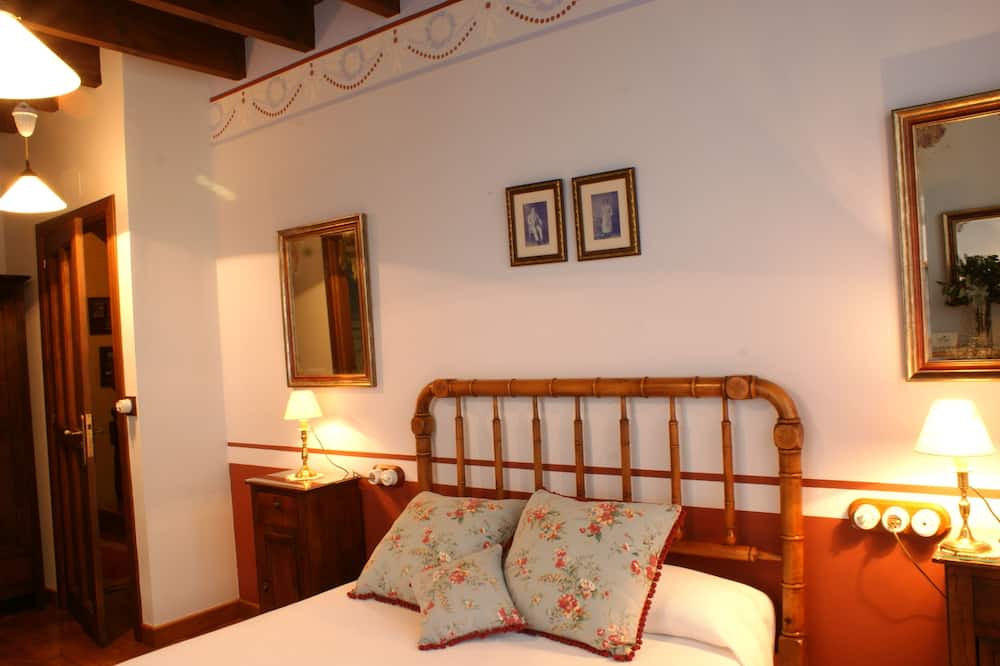 Photo of Bedroom in Santianes de Ola