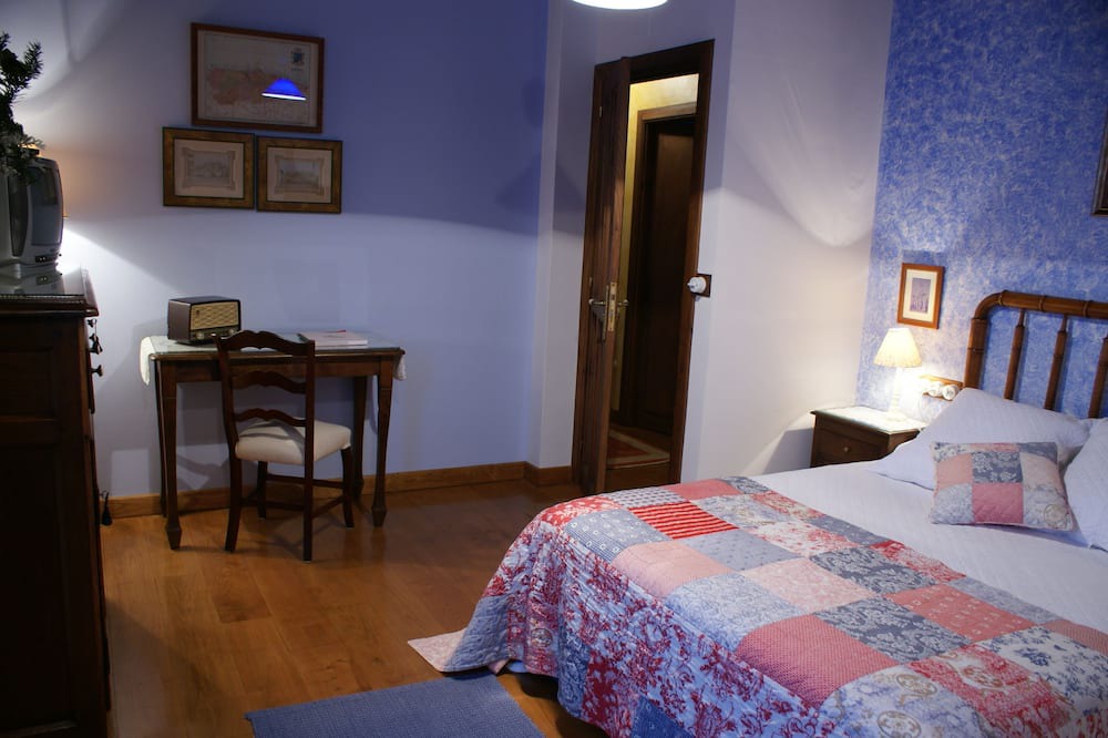 Photo of Bedroom in Santianes de Ola