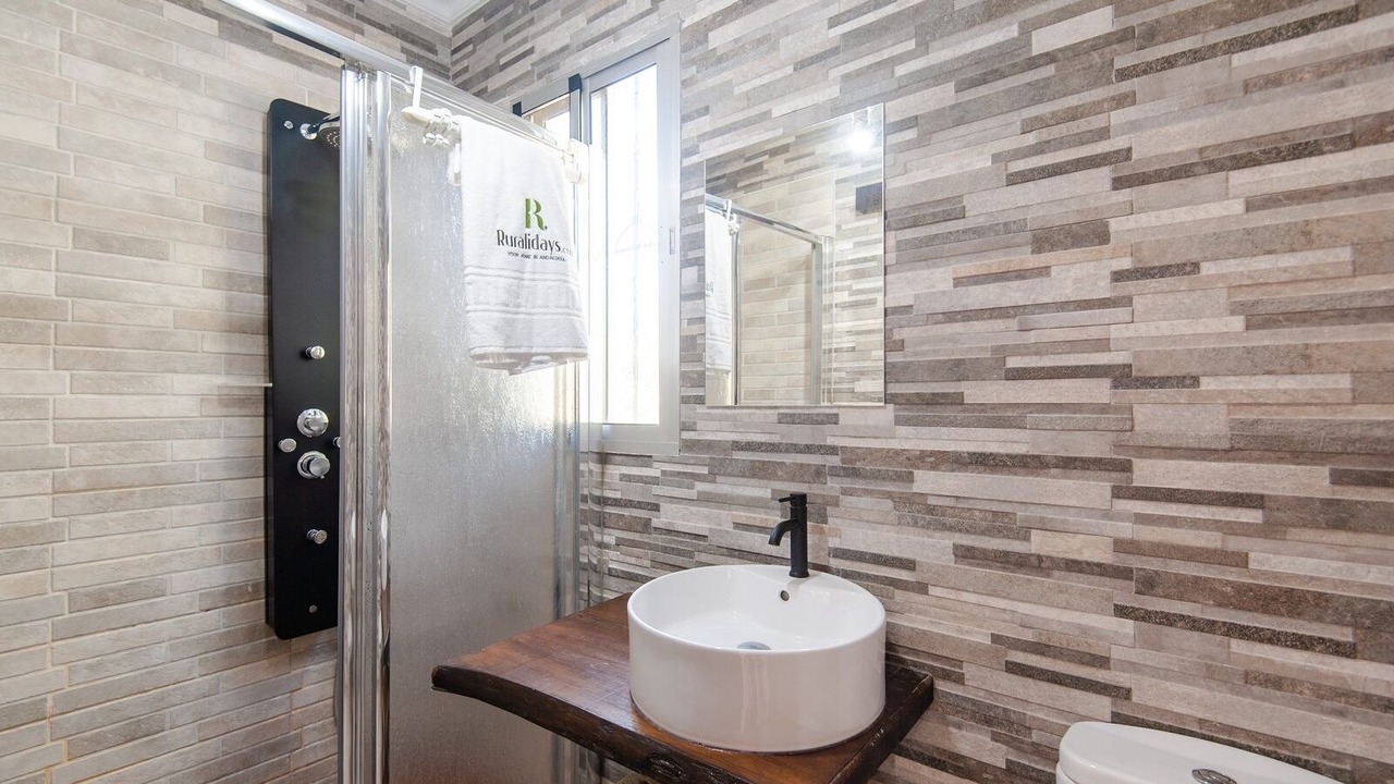 Photo of Bathroom in Quesada