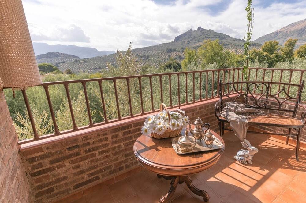 Photo of Patio Balcony in Jaen
