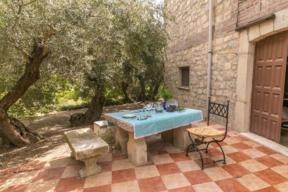 Photo of Patio Balcony in Jaen