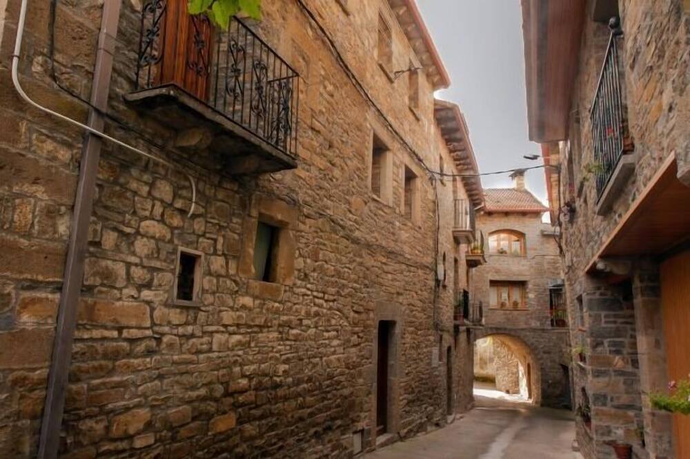 Photo of Outdoor in Mediano