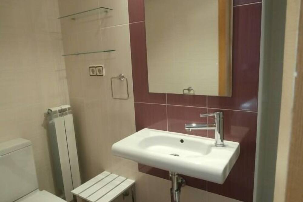 Photo of Bathroom in Mediano