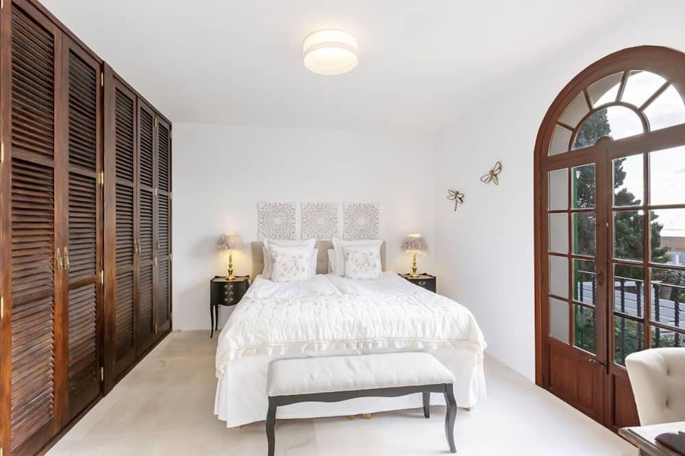 Photo of Bedroom in Calamayor