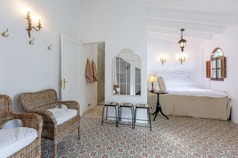 Photo of Bedroom in Calamayor