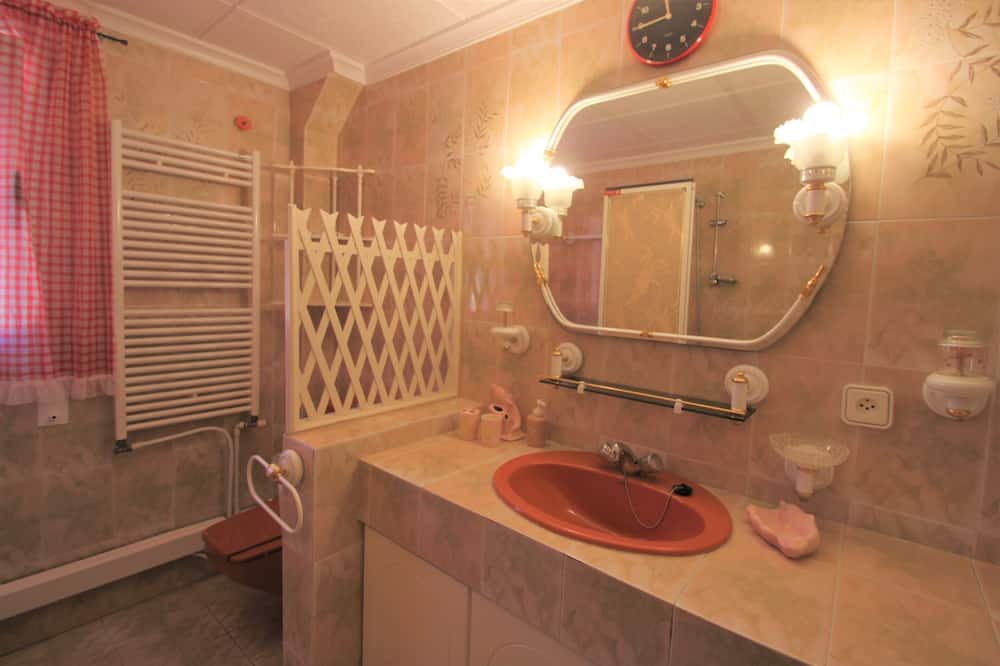 Photo of Bathroom in San Vicente del Raspeig