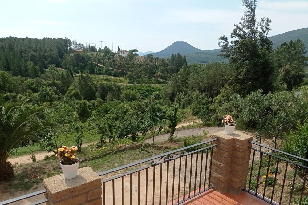 Photo of Patio Balcony in Arbucies