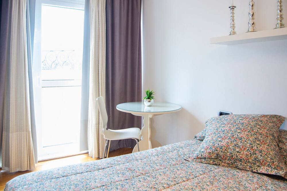 Photo of Bedroom in Burela