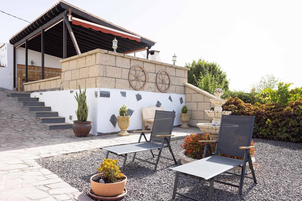 Photo of Outdoor in Fasnia