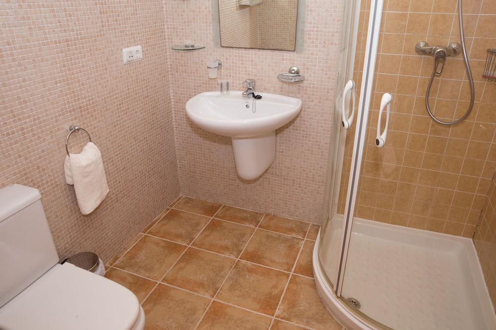 Photo of Bathroom in Ventanicas-El Cantal