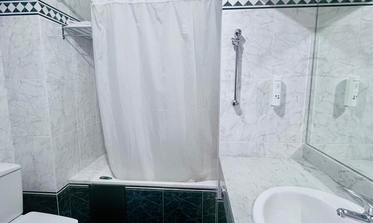 Photo of Bathroom in Haro