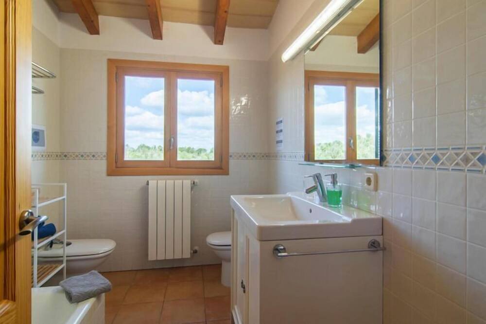 Photo of Bathroom in Sineu