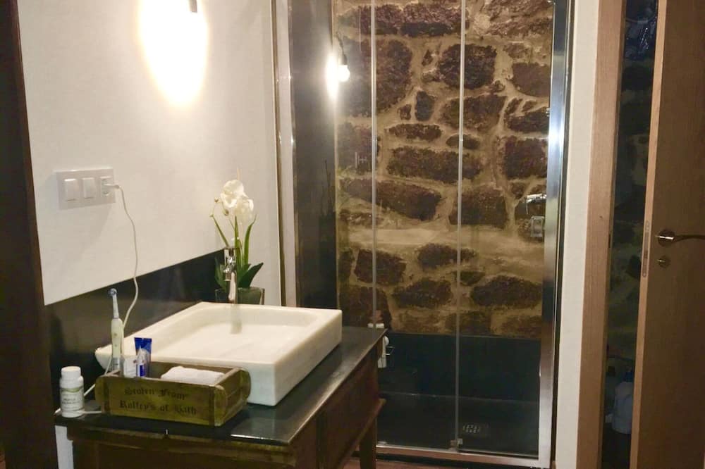 Photo of Bathroom in Castro Caldelas