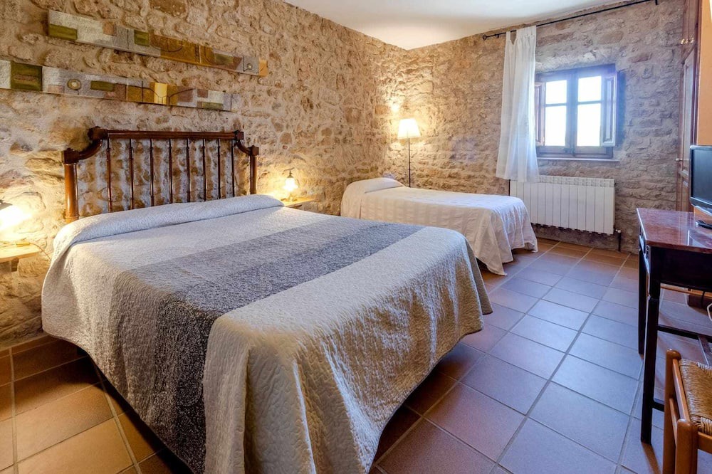 Photo of Bedroom in Olives