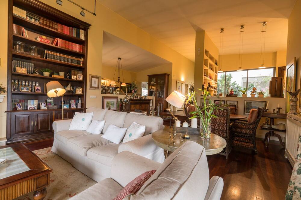 Photo of Livingroom in Teo