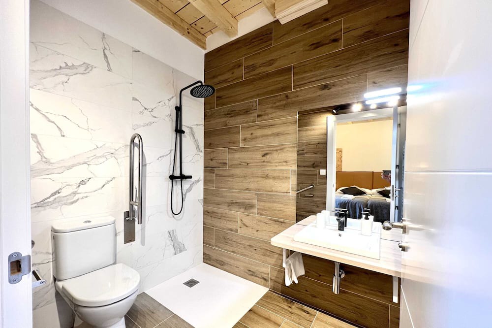 Photo of Bathroom in Naveda