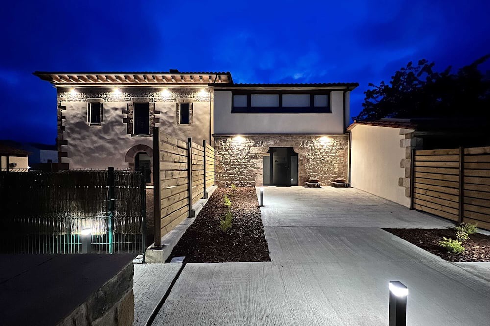 Photo of Outdoor in Naveda
