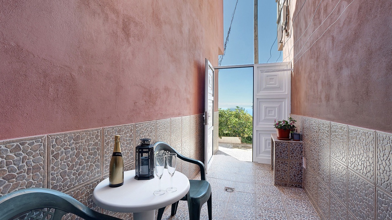 Photo of Outdoor in Alojera