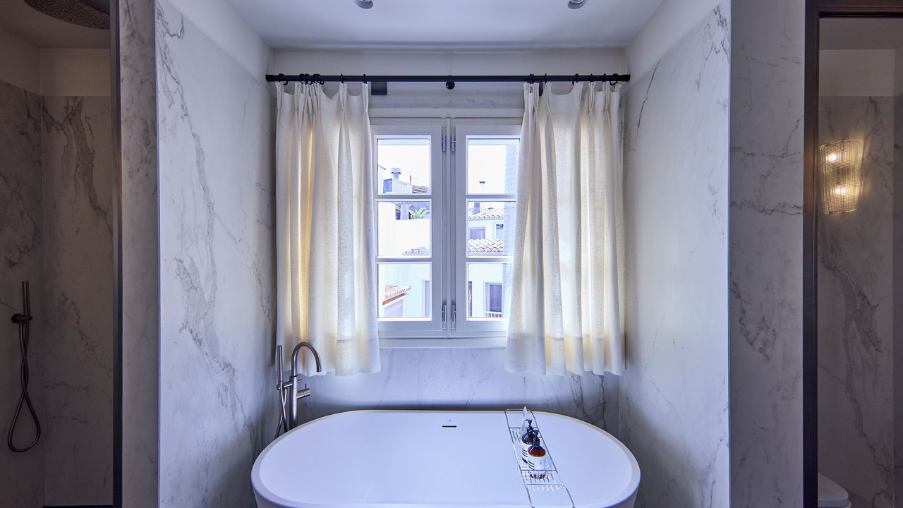 Photo of Bathroom in La Llotja-Born