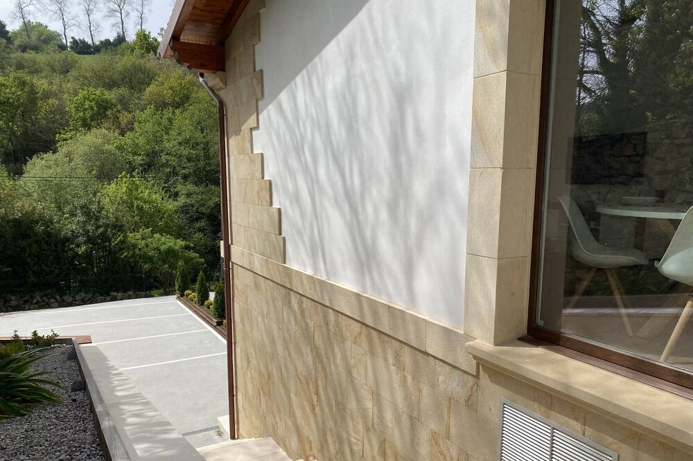 Photo of Patio Balcony in Herran