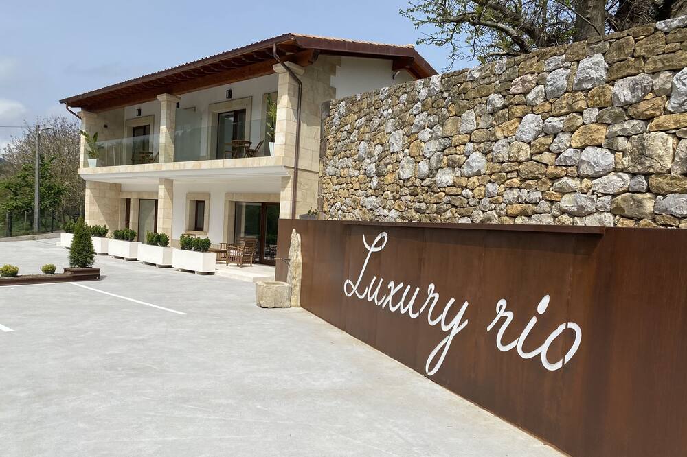 Photo of Outdoor in Herran