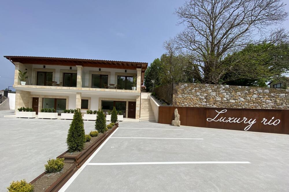 Photo of Outdoor in Herran