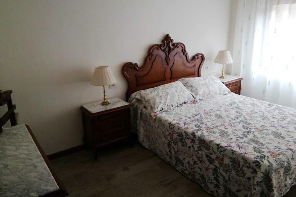 Photo of Bedroom in Pontedeume