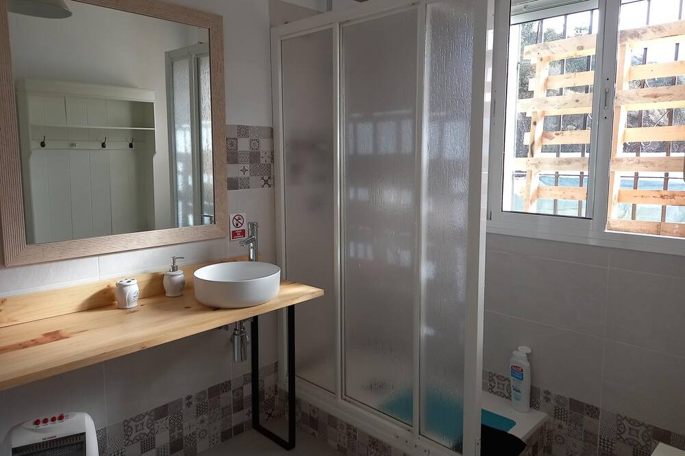 Photo of Bathroom in Espiel