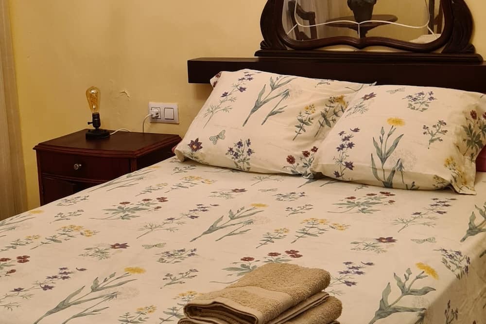 Photo of Bedroom in Llagostera