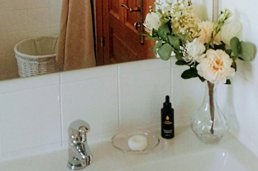 Photo of Bathroom in Geras