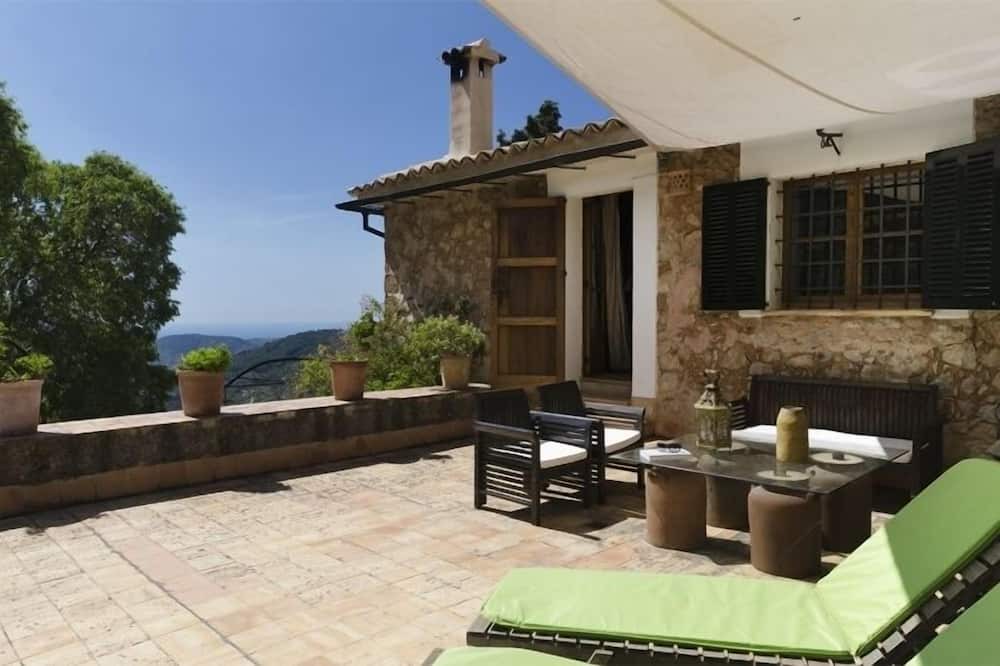 Photo of Patio Balcony in Fornalutx