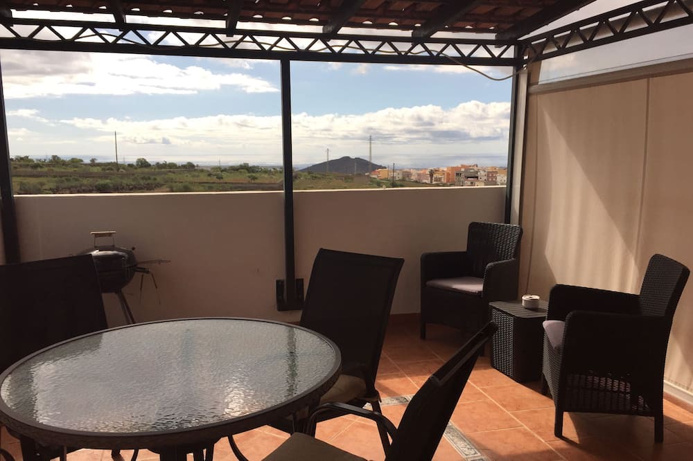 Photo of Patio Balcony in Buzanada