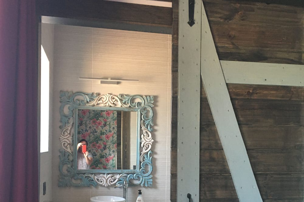 Photo of Bathroom in Fuentiduena