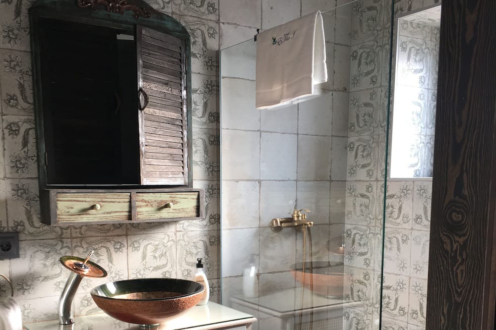 Photo of Bathroom in Fuentiduena