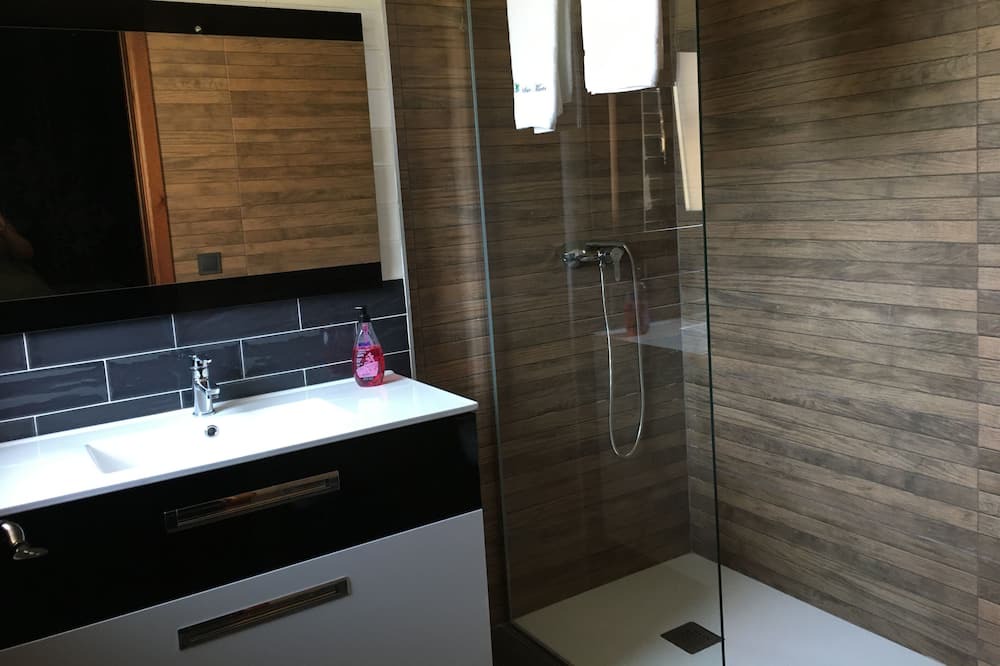 Photo of Bathroom in Fuentiduena