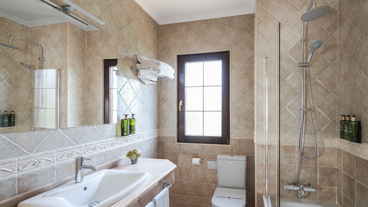 Photo of Bathroom in Liano
