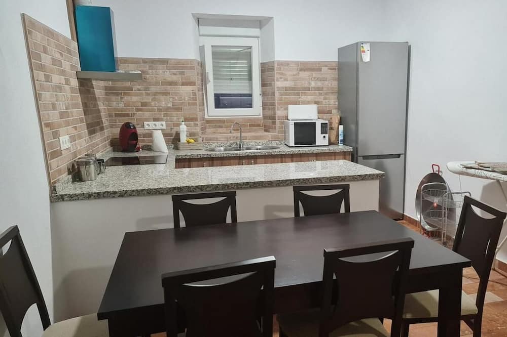 Photo of Kitchen in Cabra