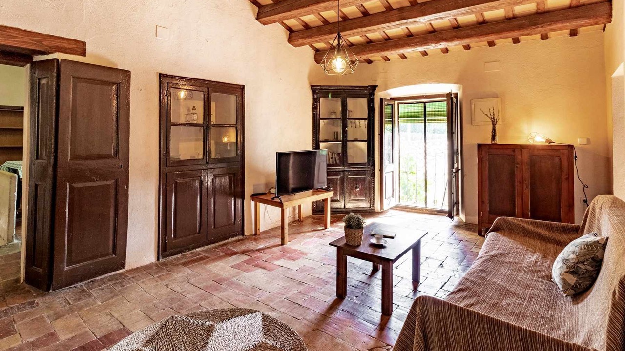 Photo of Livingroom in Llampaies