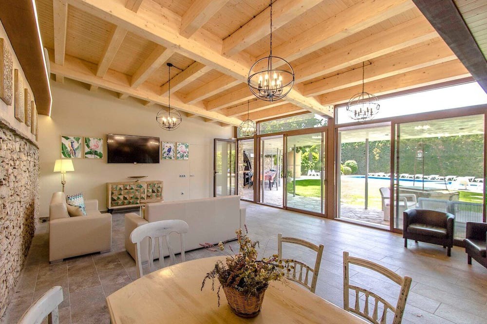 Photo of Livingroom in Portell