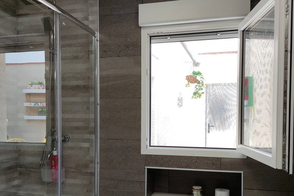 Photo of Bathroom in Argamasilla de Alba