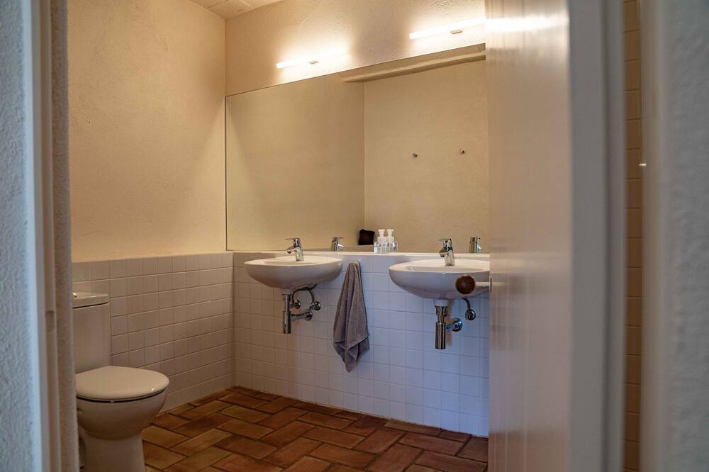 Photo of Bathroom in Corca
