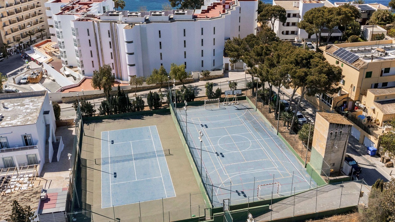 Photo of Others in Camp de Mar