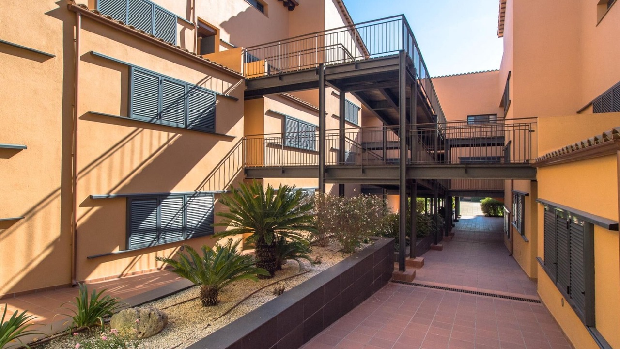 Photo of Patio Balcony in Albons