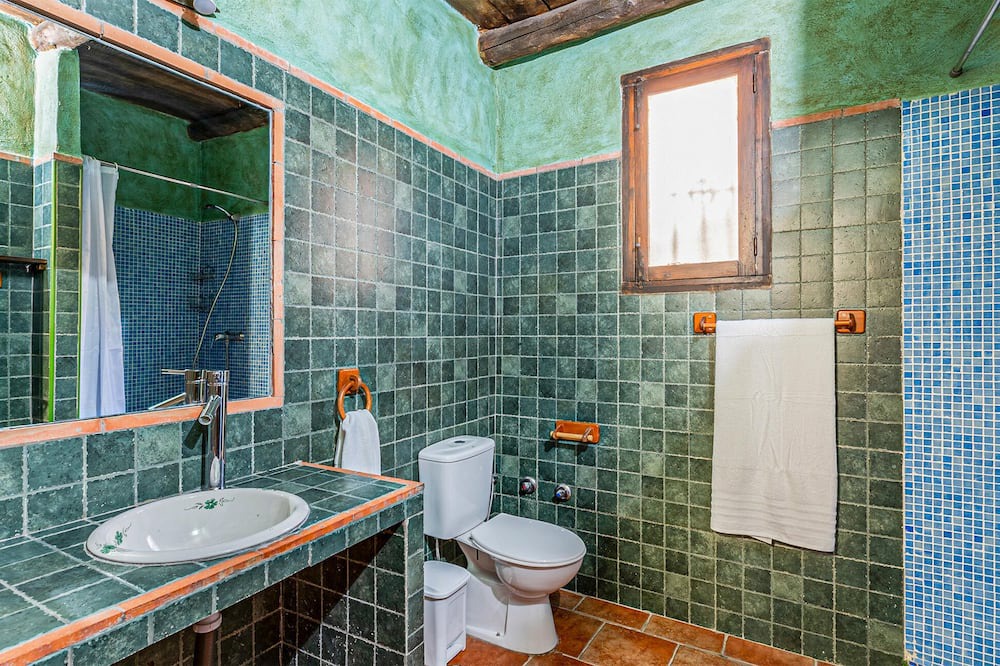 Photo of Bathroom in Moclin