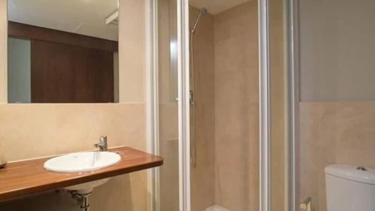 Photo of Bathroom in Albons