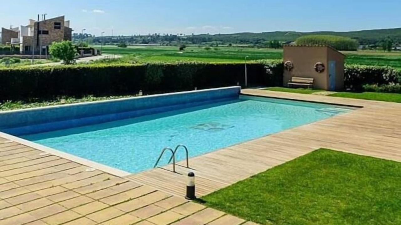 Photo of Outdoor in Albons