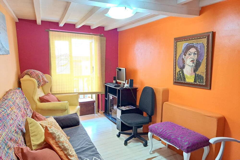 Photo of Livingroom in Ares